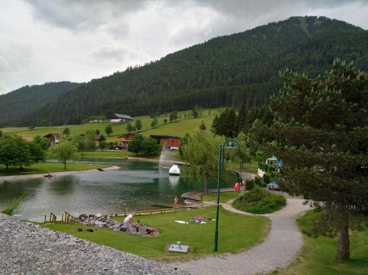 Appartements Haus Bergland Санкт-Мартин-ам-Тенненгебирге Экстерьер фото